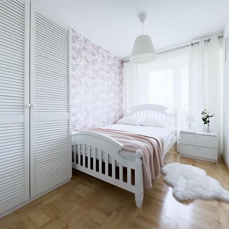 4 Pokojowy Apartament Posada Sanok Ngoại thất bức ảnh
