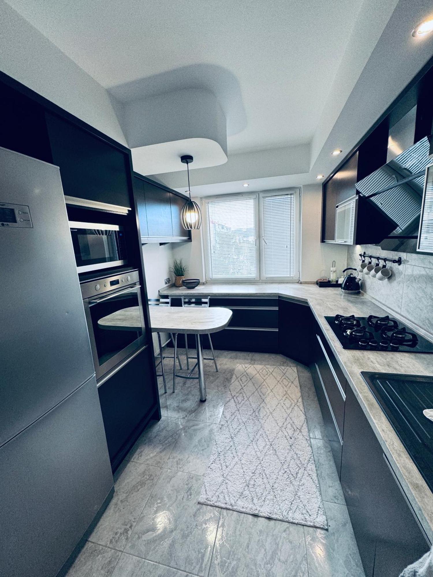 4 Pokojowy Apartament Posada Sanok Ngoại thất bức ảnh